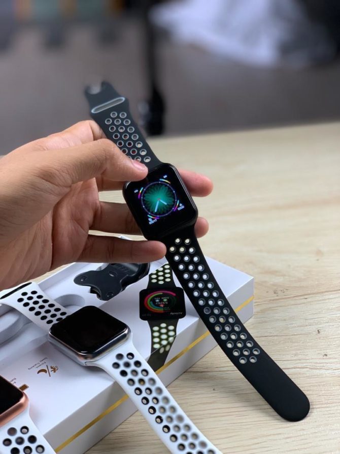ساعت هوشمند smart watch F8